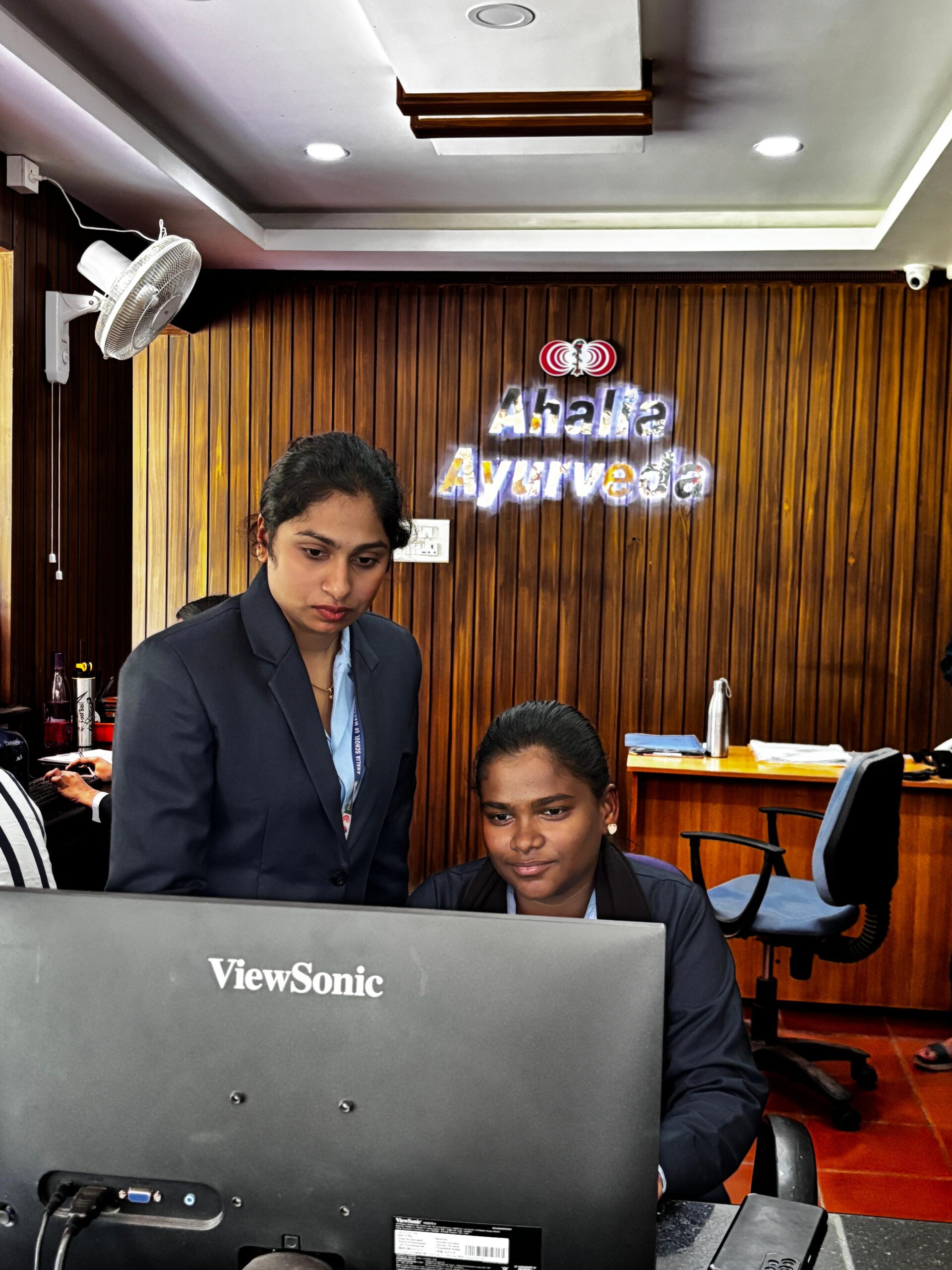 Image gallery image