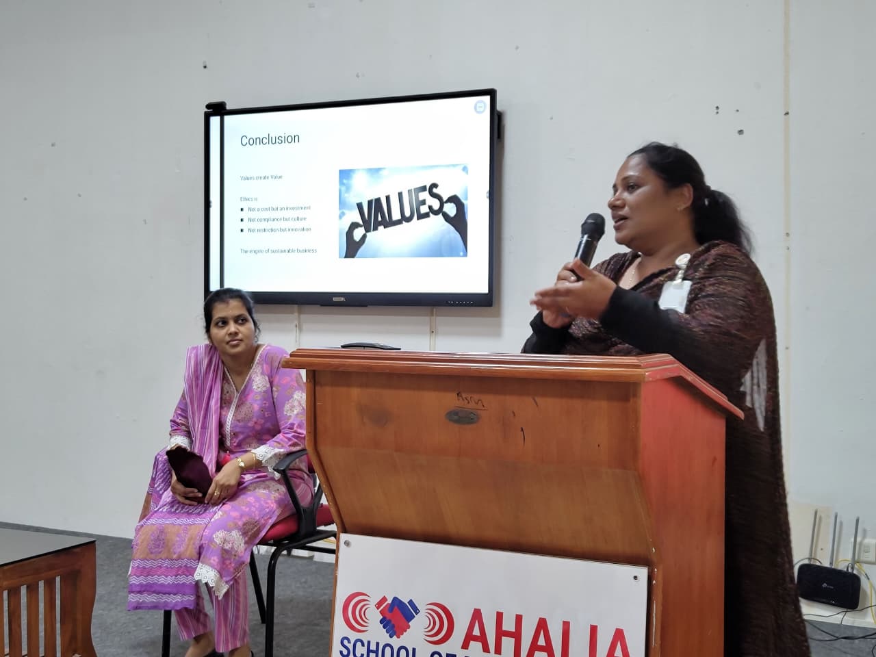 Image gallery image