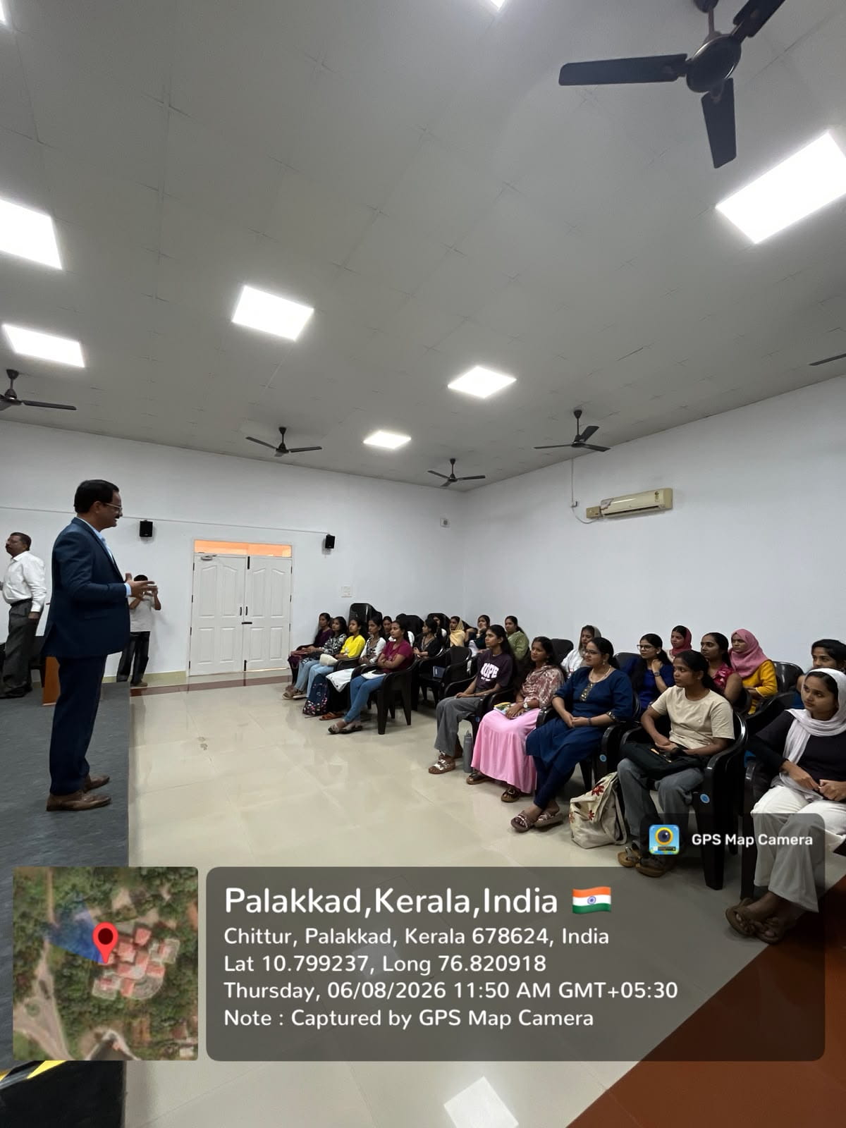 Image gallery image